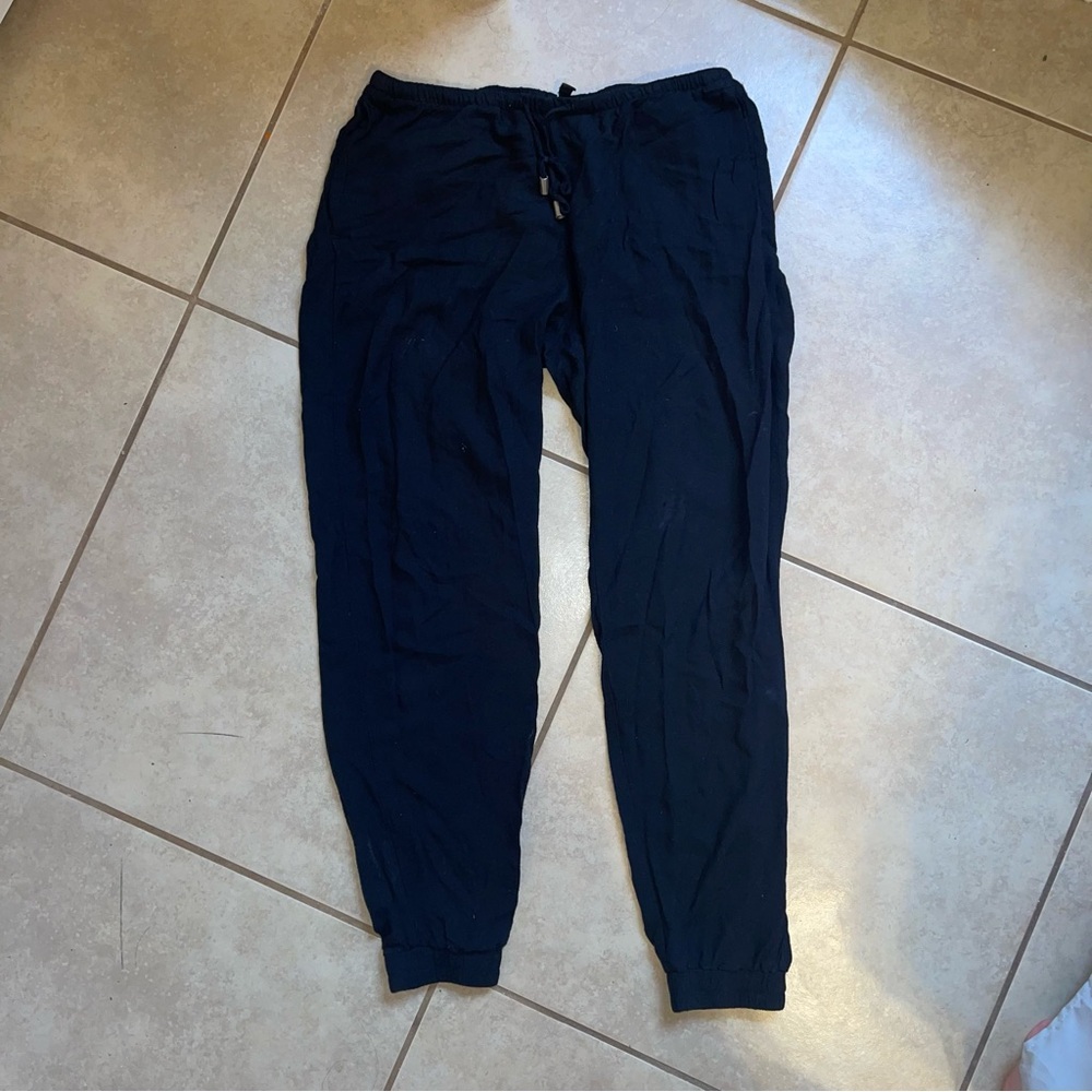 H&M Women’s Tapered Black Pants